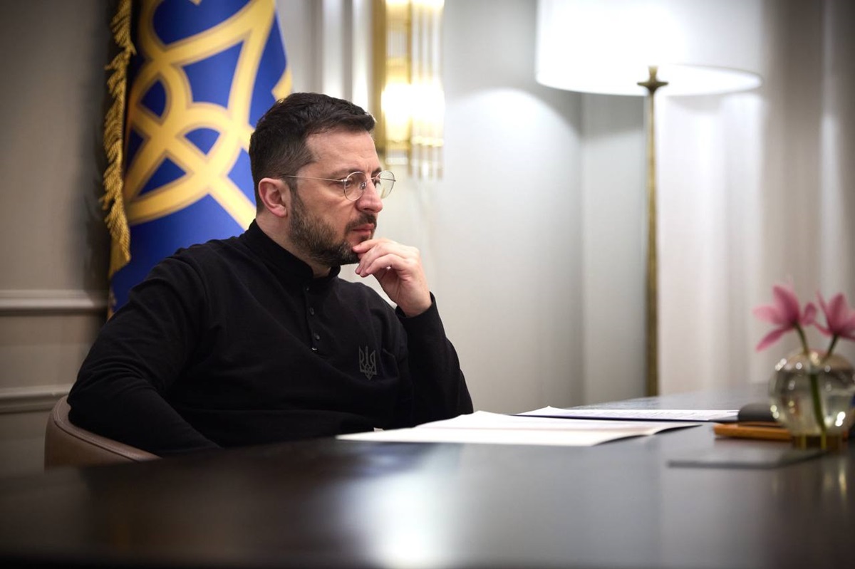 Новини України - Президент прокоментував замах на волонтера Стерненко