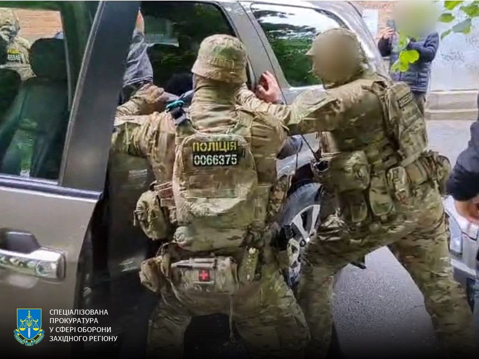 Новини України - Обіцяв "вирішити" питанні з ТЦК: на Хмельниччині затримали ексвійськового