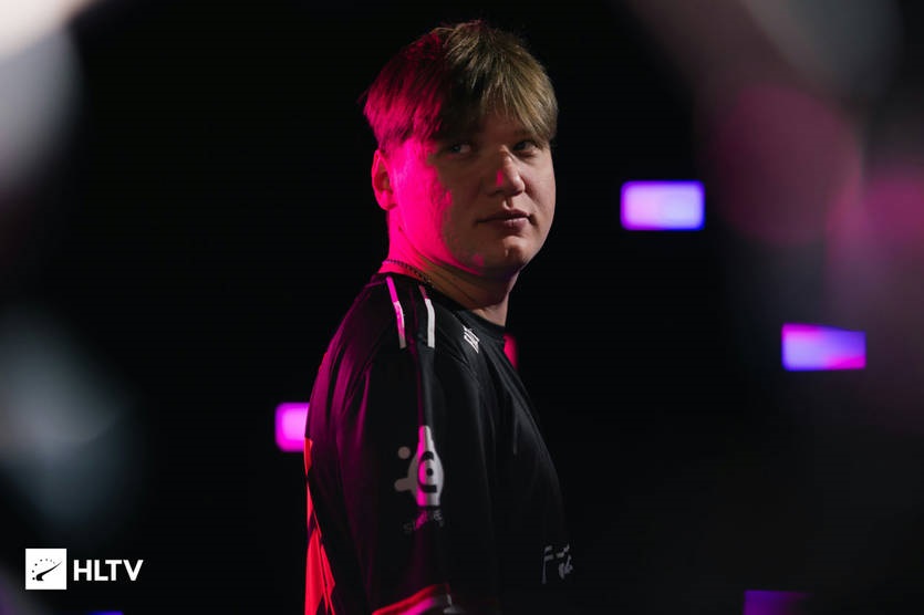 Новини спорту - B1ad3 вперше відреагував на зміну клубу S1mple після виходу з NaVi