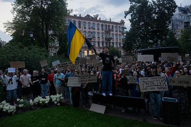 Новини України - РФ на тлі протестів в Україні почала масштабну інформоперацію - розвідка