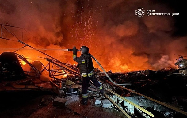 Новини України - Росіяни атакували дронами Дніпропетровщину: виникли пожежі