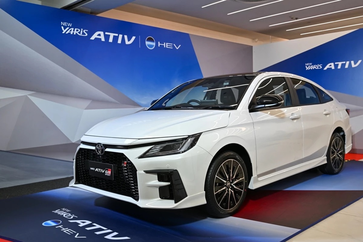 Авто новини - Toyota випустила нову версію Yaris Vios