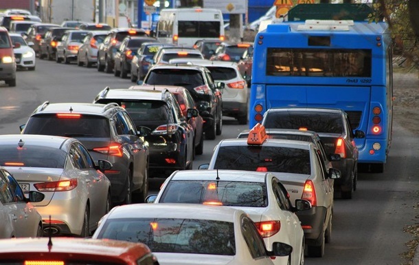 Новини Києва - У Києві відкриють реверсивний рух на мосту через Десенку