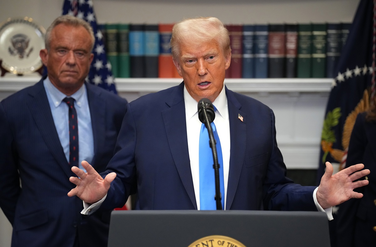 Новини світу - Трамп заявив, що парацетамол викликає аутизм