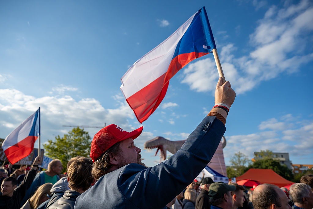 Новини світу - Парламентські вибори розпочалися у Чехії