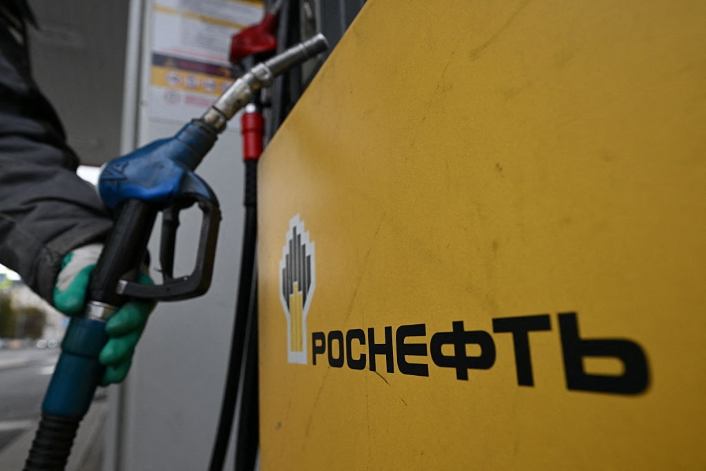 Новини світу - Санкції гальмують РФ. Кремль згадав про переговори