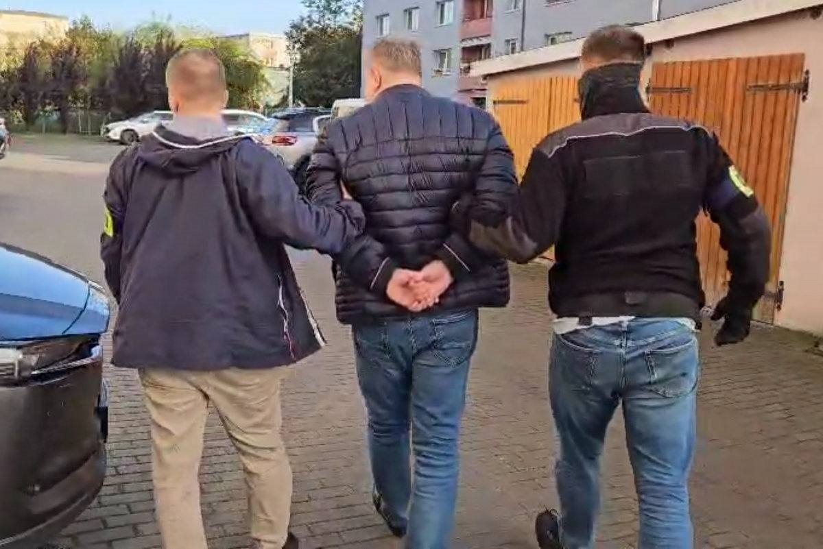 Новини світу - У Польщі затримали чоловіка, який надсилав порно українським дітям