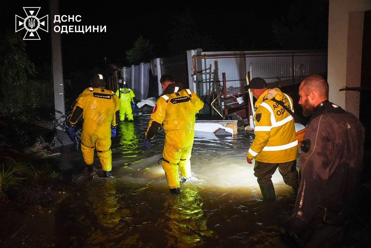 Новини України - В Одесі через негоду загинула родина з п'яти людей