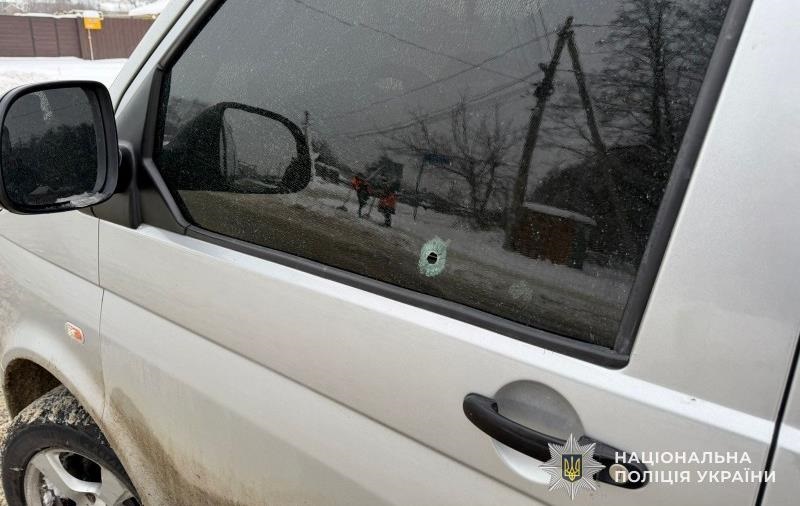 Новини України - Під Львовом обстріляли мікроавтобус ТЦК